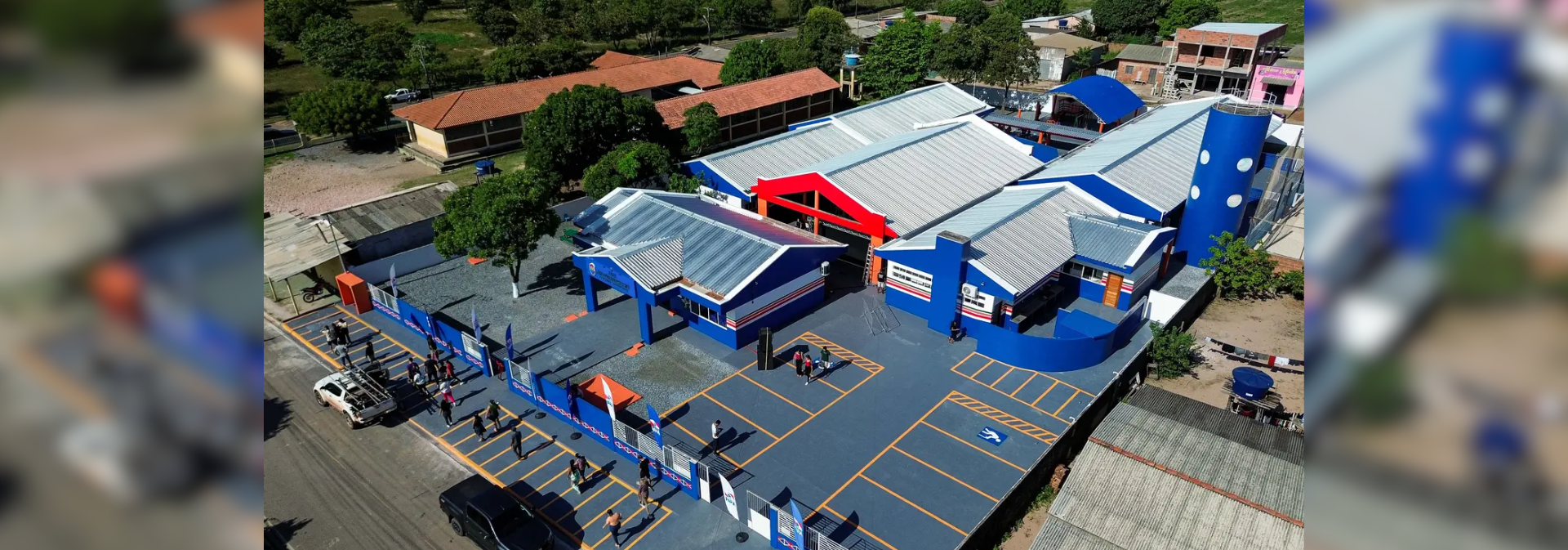 notícia: Estado ultrapassa R$ 1 bilhão em investimentos na rede pública de ensino